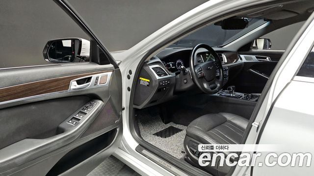 Genesis G80 3.3 GDI — photo 1 of 20