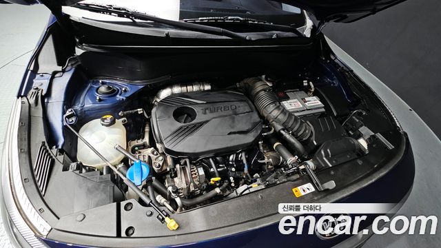 Kia Seltos Gasoline 1.6 Turbo 2WD — photo 1 of 20