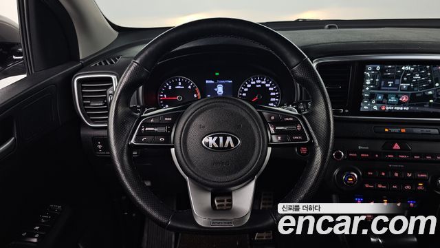 Kia Sportage Diesel 2.0 2WD — photo 1 of 20