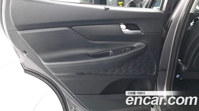 Hyundai Santafe Diesel 2.2 2WD — photo 1 of 34