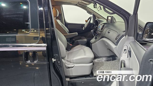 2020 Hyundai Starex Camping car, photograph 11