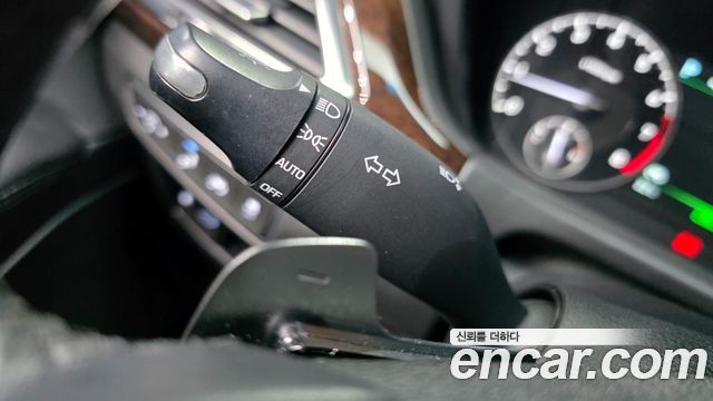 Genesis EQ900 3.8 GDI AWD — photo 1 of 34