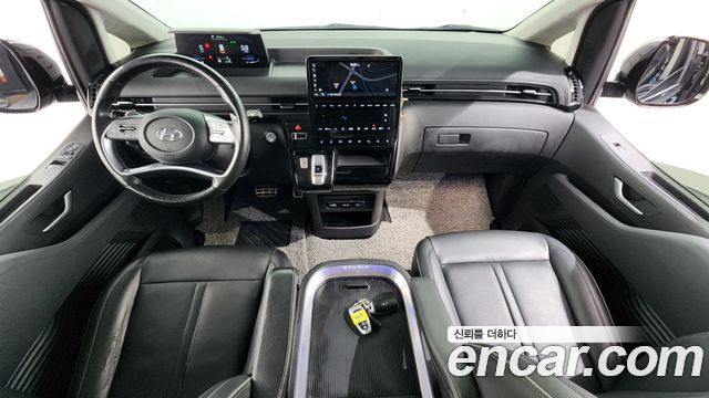 2021 Hyundai Staria Lounge 9-Seater, photograph 8