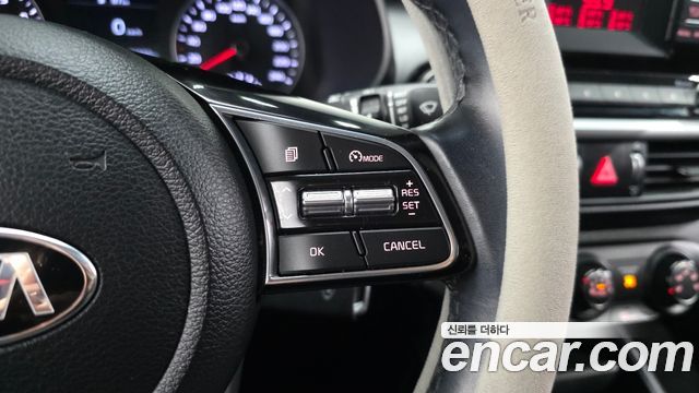 Kia K3 Luxury — photo 1 of 30