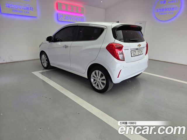 ChevroletGMDaewoo Spark ECO LTZ — photo 1 of 20