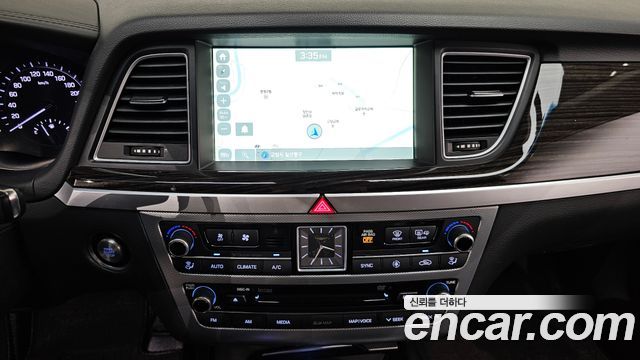 Genesis G80 3.3 GDI AWD — photo 1 of 34
