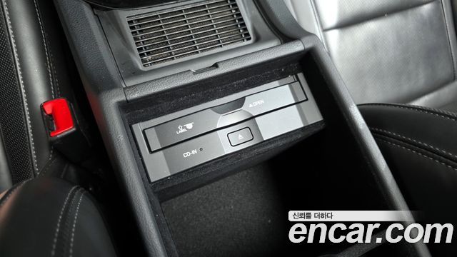 Hyundai Grandeur 3.3 Celebrity — photo 1 of 40