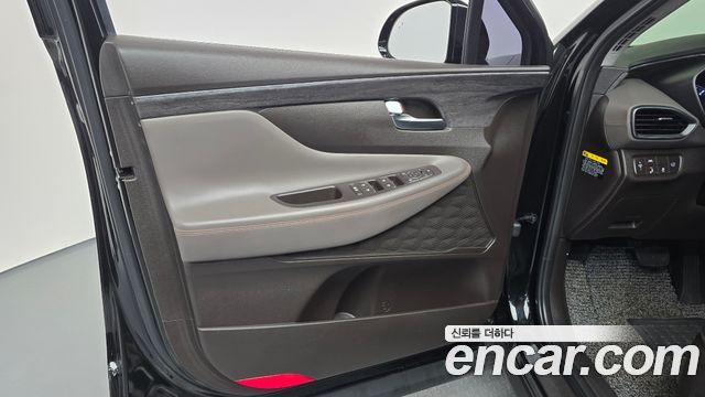 Hyundai Santafe Diesel 2.0 2WD — photo 1 of 32
