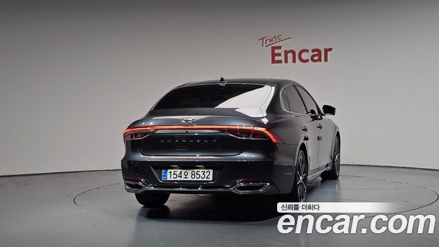 2021 Hyundai Grandeur 2.5, photograph 3