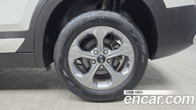 2020 Kia Seltos Gasoline 1.6 Turbo 2WD, photograph 5