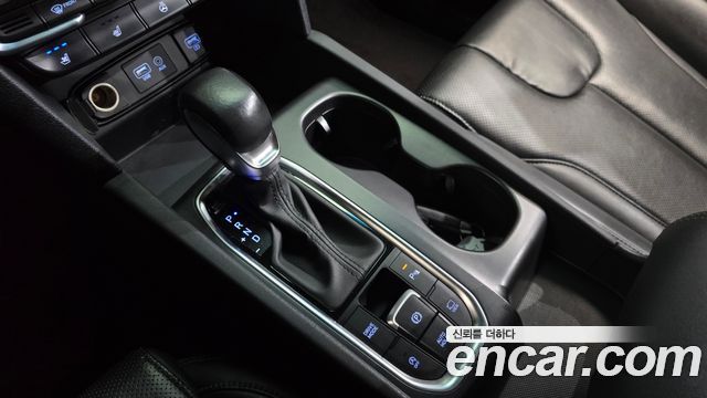 Hyundai Santafe Diesel 2.2 2WD — photo 1 of 31