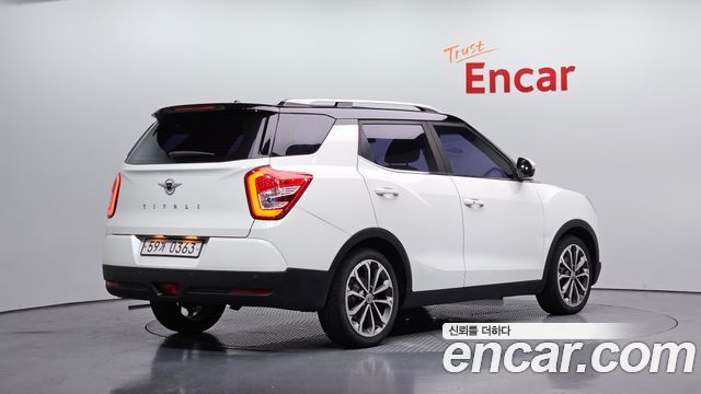 2016 KG_Mobility_Ssangyong TIBOLI Diesel IX 2WD, photograph 10