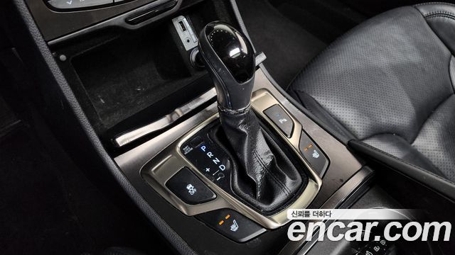 Hyundai Grandeur HG240 Modern — photo 1 of 20