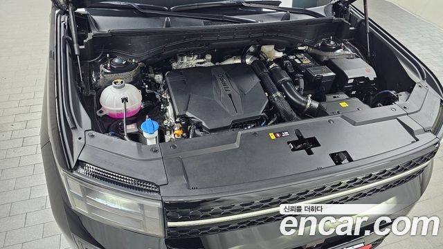Hyundai Santafe Gasoline 2.5T 4WD — photo 1 of 33