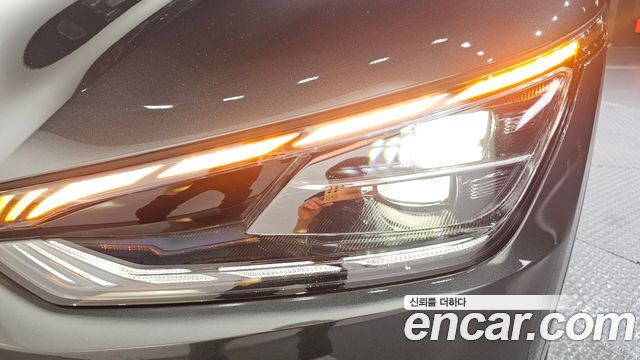 2021 Kia EV6 Long Range 4WD, photograph 5