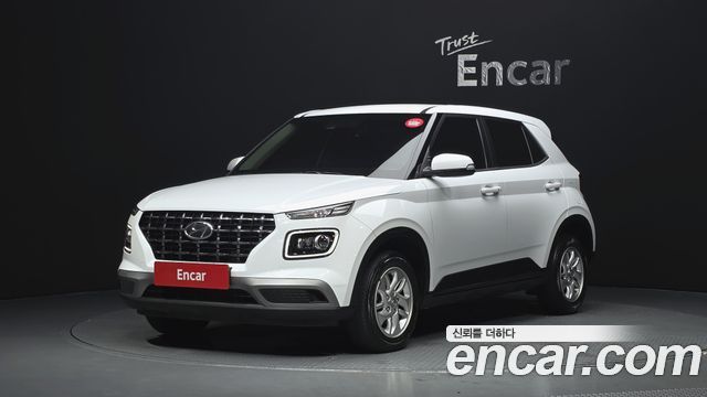 Hyundai Venue 1.6 Modern — photo 1 of 29