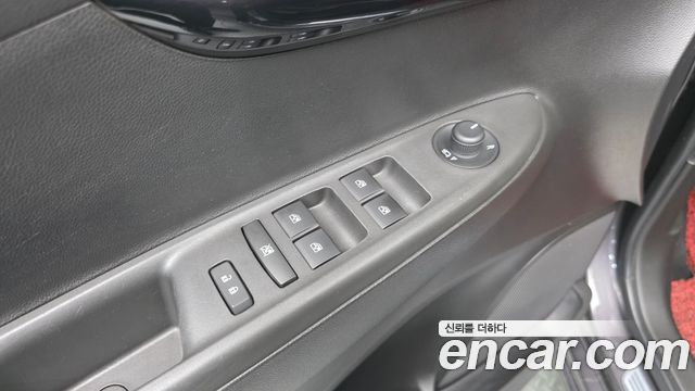 ChevroletGMDaewoo Spark LTZ — photo 1 of 31