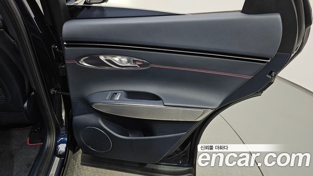 Genesis GV70 3.5T Gasoline AWD — photo 1 of 33