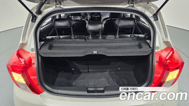 ChevroletGMDaewoo Spark LT — photo 1 of 32
