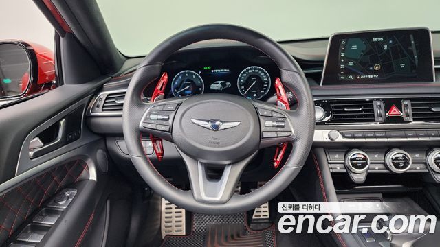 Genesis G70 3.3T Sport — photo 1 of 37