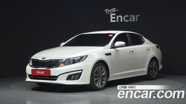 Kia K5 Luxury — photo 1 of 29