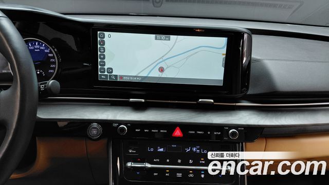 Kia Canival Gasoline 9-Seater Noblesse — photo 1 of 31