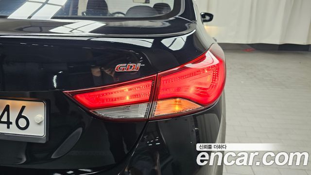 2014 Hyundai AVANTE 1.6 GDi Style, photograph 2