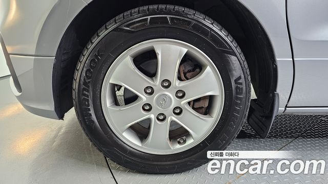 2020 Hyundai Starex Wagon 12-Seater, photograph 7