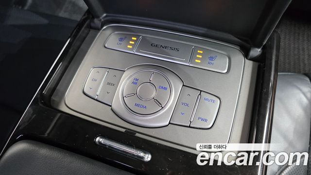 2013 Hyundai Genesis BH330 Premium, photograph 12