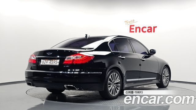 Hyundai Genesis BH330 Premium — photo 1 of 33