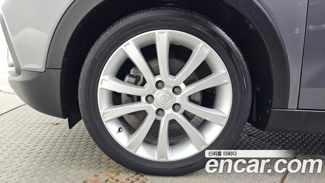 KG_Mobility_Ssangyong TIBOLI Diesel IX 4WD — photo 1 of 31