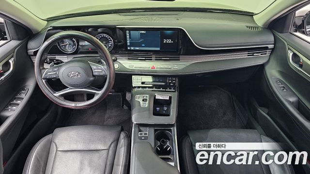 Hyundai Grandeur 2.5 — photo 1 of 31