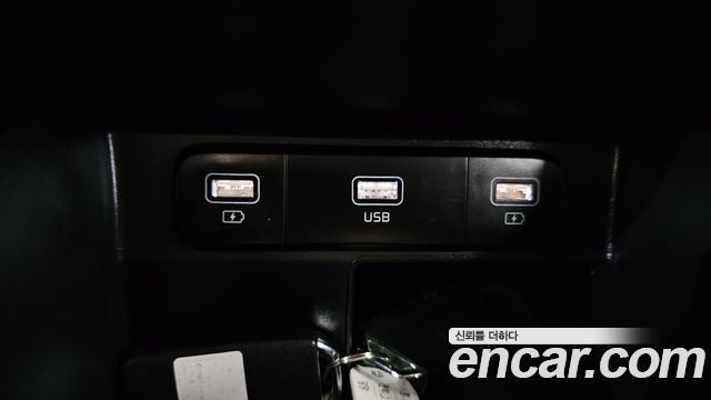 Kia Sorento Diesel 2.2 2WD — photo 1 of 37