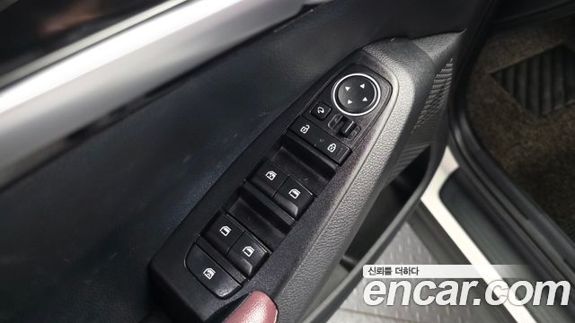 Kia Seltos Gasoline 1.6 Turbo 2WD — photo 1 of 31