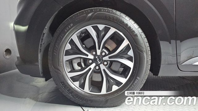 2023 Kia Canival Diesel 9-Seater Prestige, photograph 4