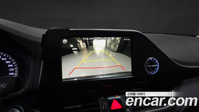 Hyundai Grandeur 3.0 Exclusive — photo 1 of 35