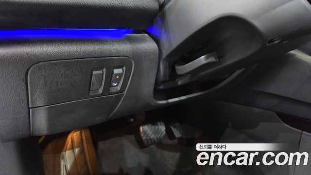 Renault-KoreaSamsung SM6 2.0 GDe RE — photo 1 of 20