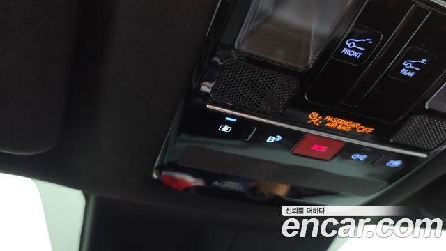 Hyundai Santafe Gasoline 2.5T 2WD — photo 1 of 40