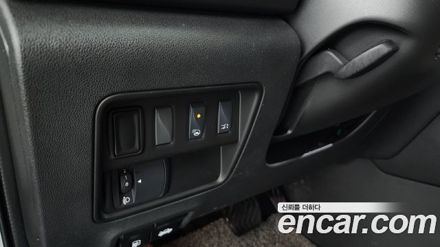 2020 Renault-KoreaSamsung QM6 2.0 GDe RE Signature 2WD, photograph 12