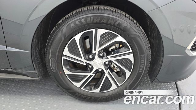 Hyundai Sonata Modern