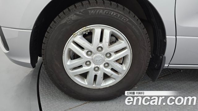 2018 Hyundai Starex Van 5-Seater, photograph 7