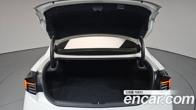 Hyundai Sonata 1.6 Turbo — photo 1 of 20