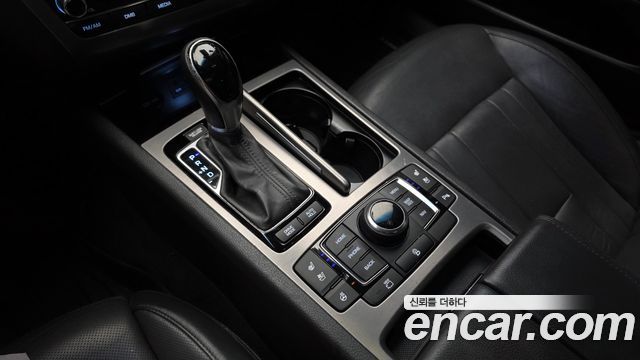 Hyundai Genesis G330 Premium AWD — photo 1 of 20