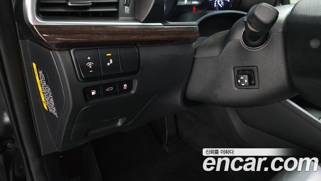 Kia K7 Noblesse Special — photo 1 of 31