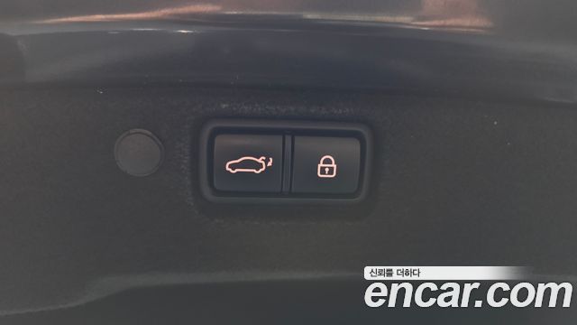 Kia K7 2.4 GDI Limited — photo 1 of 32