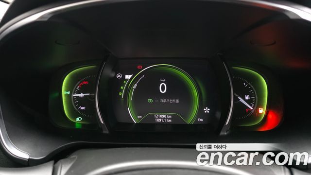 Renault-KoreaSamsung SM6 2.0 GDe LE — photo 1 of 20