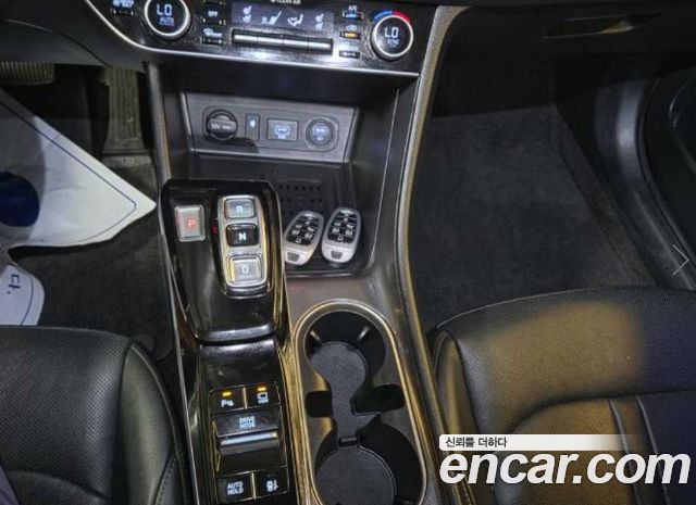 Hyundai Sonata Premium Plus — photo 1 of 20