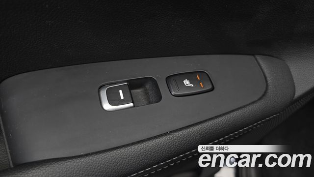 Kia Sorento Diesel 2.0 2WD — photo 1 of 20