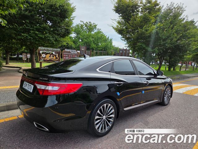 Hyundai Grandeur HG300 Exclusive — photo 1 of 20