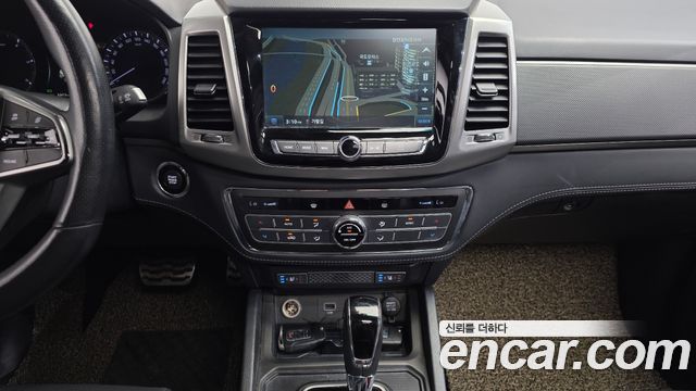 KG_Mobility_Ssangyong Rexton Diesel 2.2 4WD — photo 1 of 20